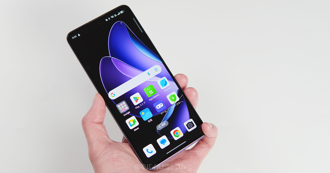 OPPO Reno13 Aの外観・デザインをレビュー