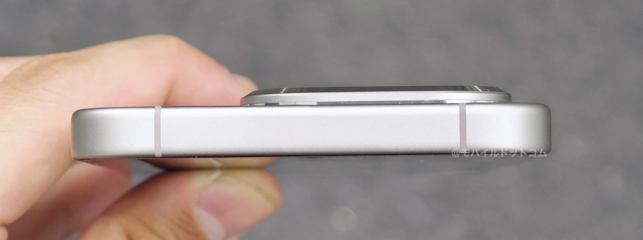 上部側面には、「何もありません」