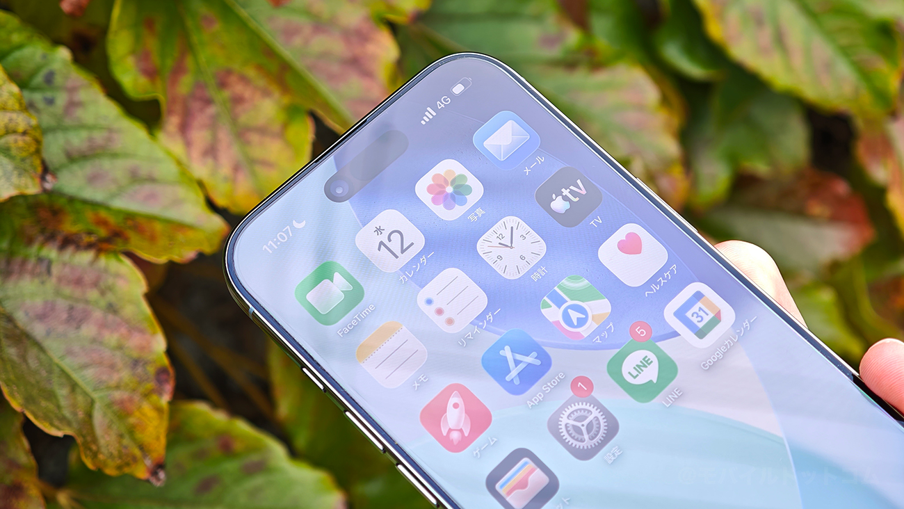 スピーカーとカメラ性能が物足りない！