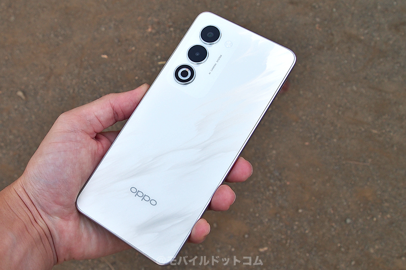 大容量バッテリー搭載で電池持ち良好!充電もスピーディ