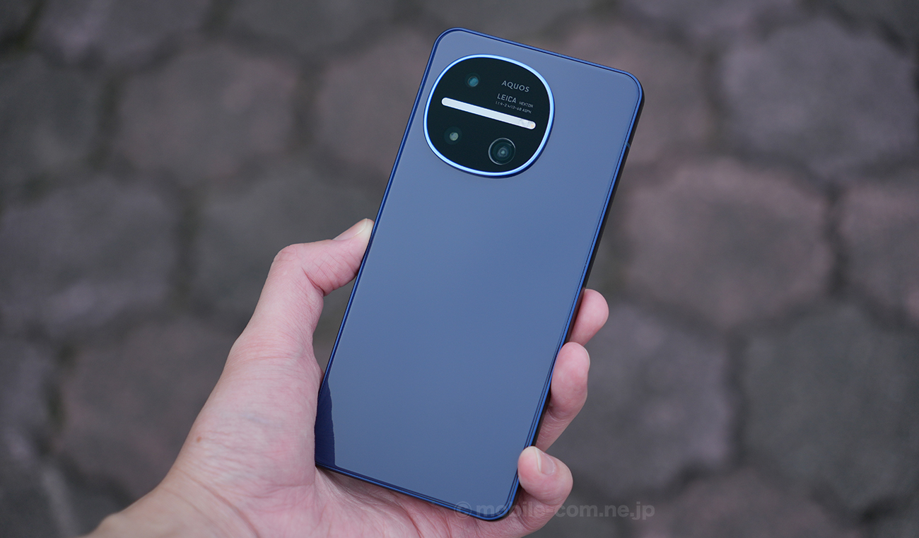 AQUOS R11の口コミ・評判をチェック